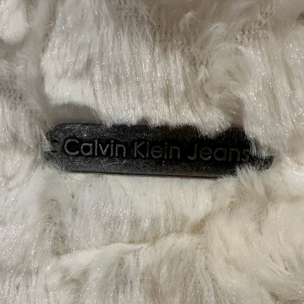 Calvin Klein Kids Cream Textured Puffer Coat - Picture 7 of 7